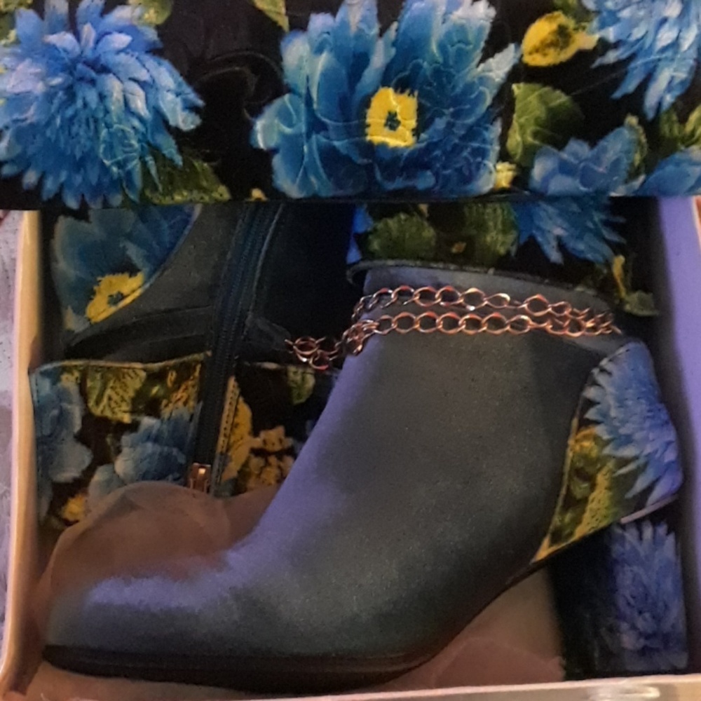 Winter boots